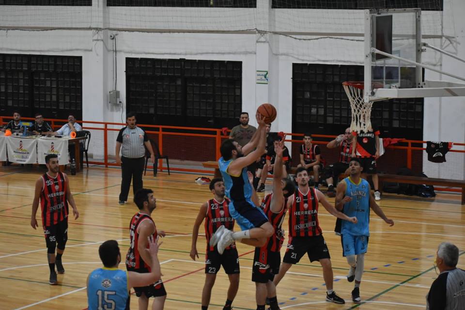 Este miércoles en horas de la noche en las instalaciones del remodelado Gimnasio Municipal