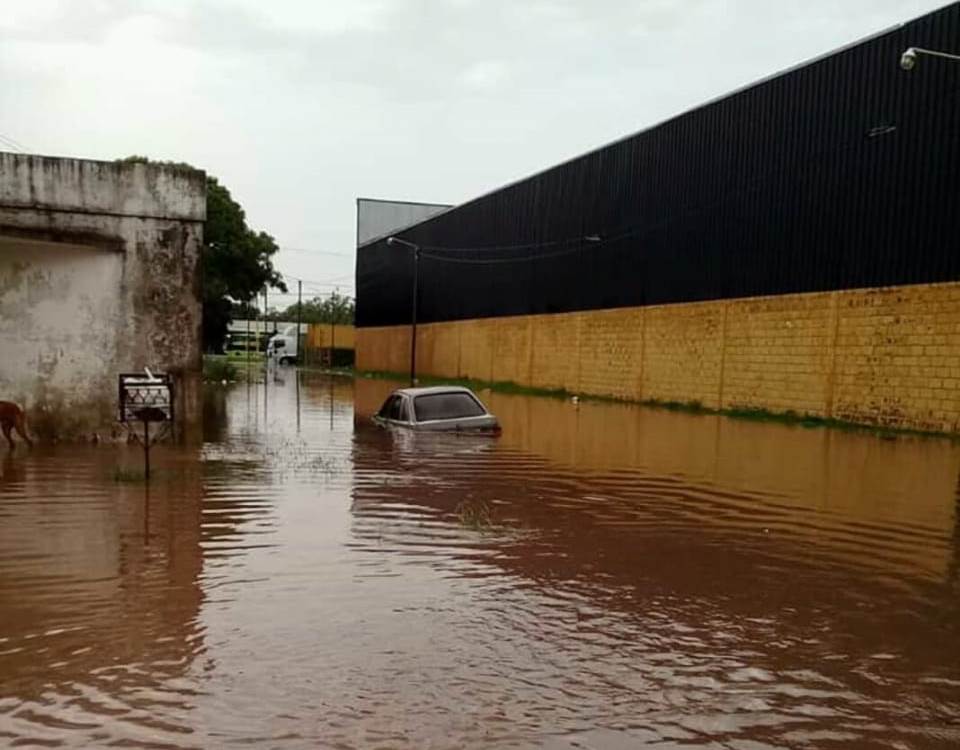 En la madrugada del miércoles 30 de enero se desató una tormenta en Pergamino que provocó la crecida del arroyo, dejó barrios bajo el agua y el anegamiento temporario de calles. La situación, según los organismos oficiales, está controlada.