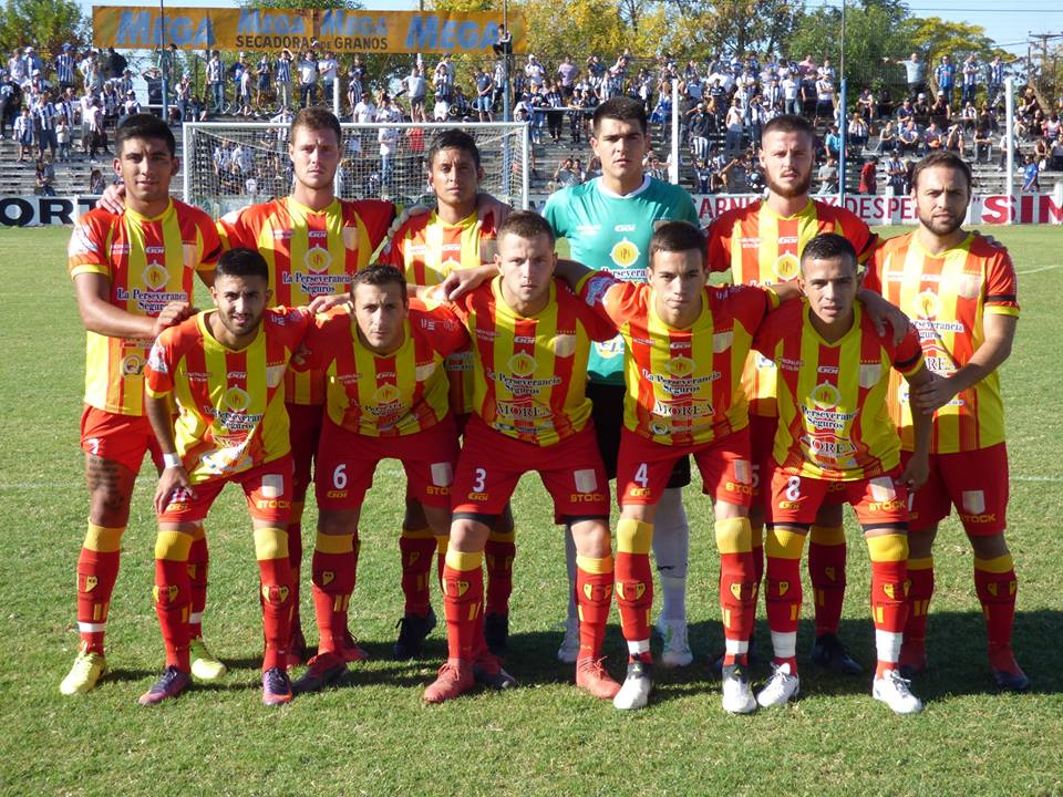 Barracas quedó eliminado del Torneo Regional Federal Amateur 2019. Este pasado domingo en la ciudad de Lincoln Empató 1 a 1 con gol de Agustín Cheme ante El Linqueño y teniendo en cuenta el 2 a 1 a favor de los de Lincoln en la ida, el elenco de Alberto Cánepa fue eliminado.