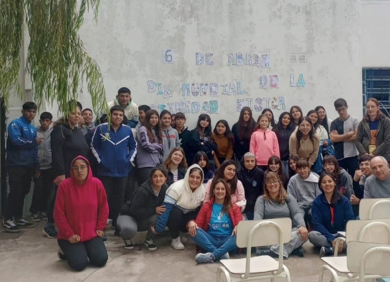 Funcionarios de la Dirección de Salud Comunitaria y la Subsecretaría de Deportes estuvieron acompañando las actividades.