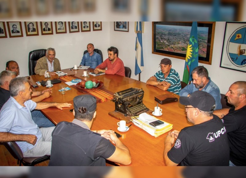 Además, es la última participación del intendente Casi en esta materia, ya que en adelante le corresponderá a su sucesor, Waldemar Giordano, el abordaje de las relaciones con los trabajadores municipales.