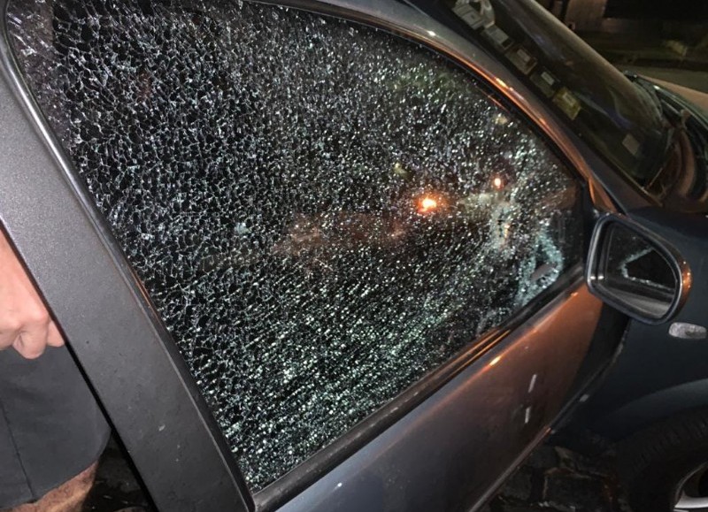 Según informaron fuentes policiales, el hecho se registró en la madrugada del viernes cuando personal de las fuerzas de seguridad logró interceptar al sospechoso, identificado como A. J.