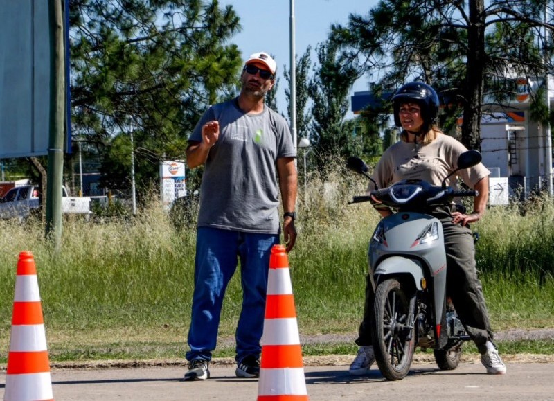 Las actividades forman parte del programa municipal orientado a promover una conducción responsable desde las etapas iniciales de aprendizaje.