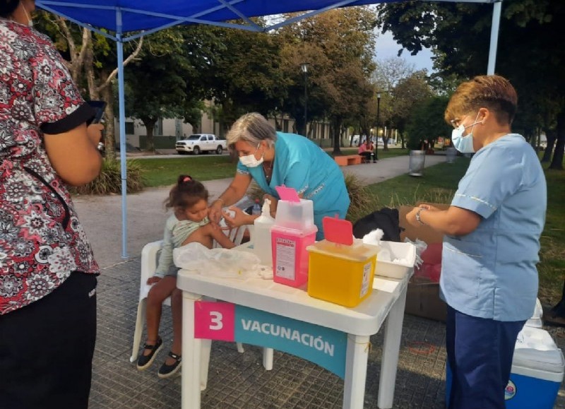 Continúa el plan de vacunación más importante de la historia.