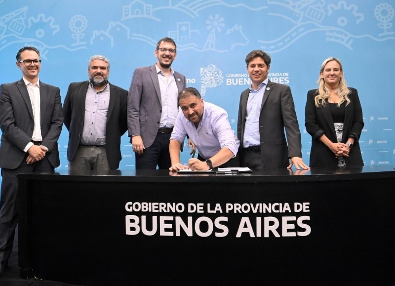 El intendente Waldemar Giordano se reunió con el gobernador Axel Kicillof.
