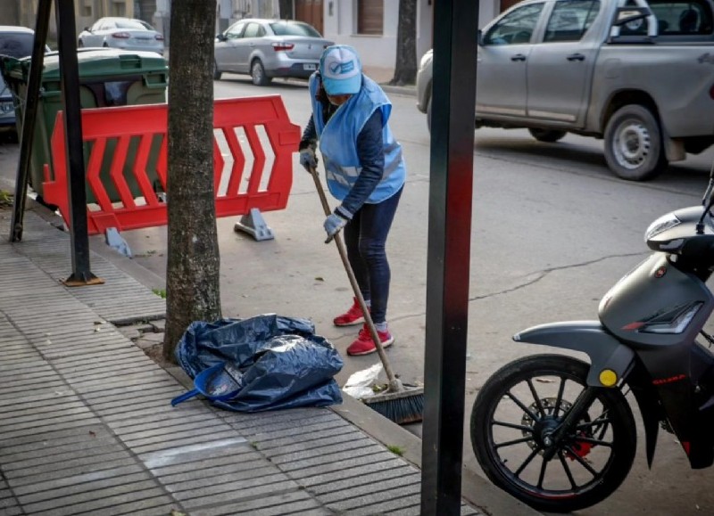El objetivo es mantener en condiciones los espacios comunes y promover el cuidado del ambiente urbano.