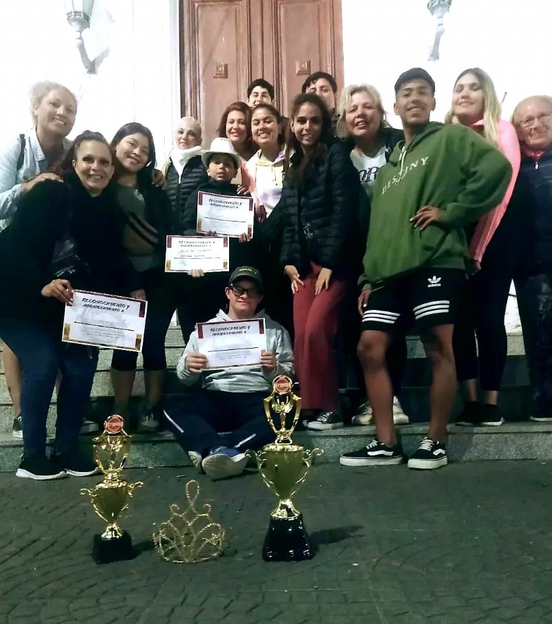 Obtuvieron el primer puesto cuerpo de baile, el primer puesto pasista masculino junior, mención especial y reina del encuentro.