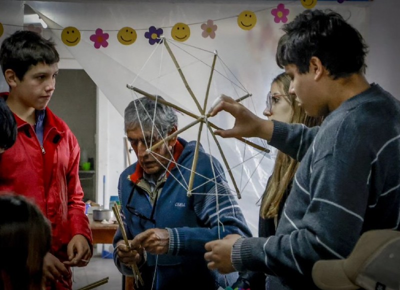 Las acciones son coordinadas por la Dirección de Tercera Edad y el Programa Envión.