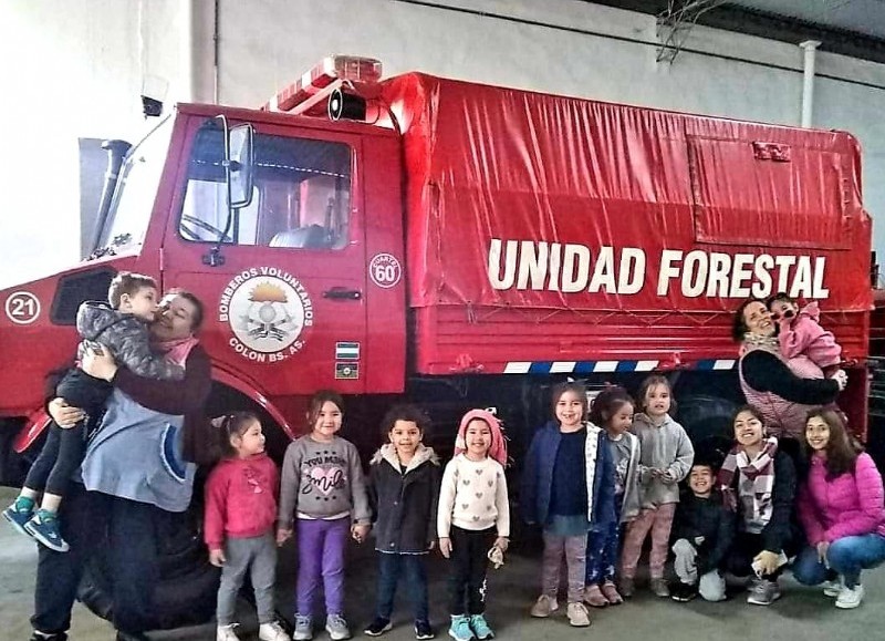 Se realizaron salidas educativas y recreativas por distintos espacios emblemáticos de la ciudad.