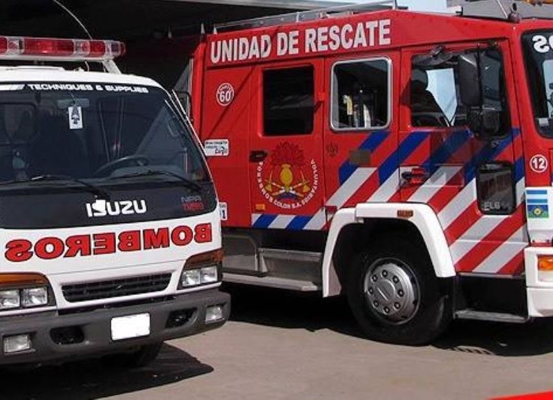 Gran actividad de los Bomberos Voluntarios, por las altas temperaturas en la región.