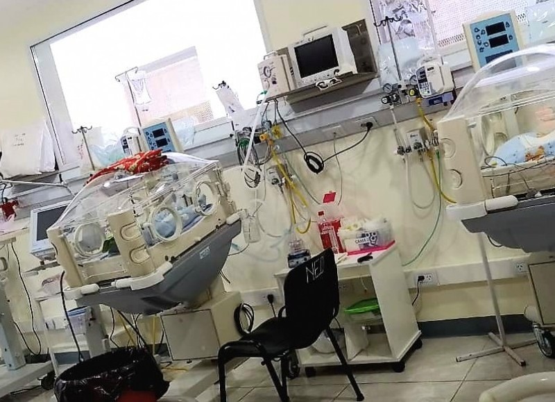 Personal profesional de nuestro Hospital Municipal: Andrea Sosa, Emilia Gallardo, Mariela Flores, Nataly Méndez, desde el pasado mes de marzo se encuentra realizando la especialidad en Neonatología.