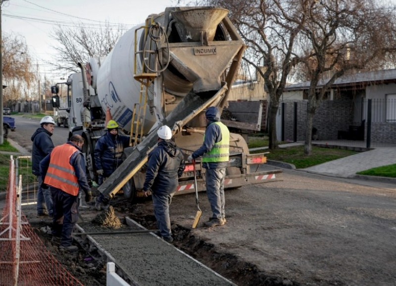 “Seguimos avanzando con planificación y trabajo sostenido, para que cada vecino y vecina de Colón pueda vivir en una ciudad más cómoda, segura y transitable”, destacaron las autoridades locales.