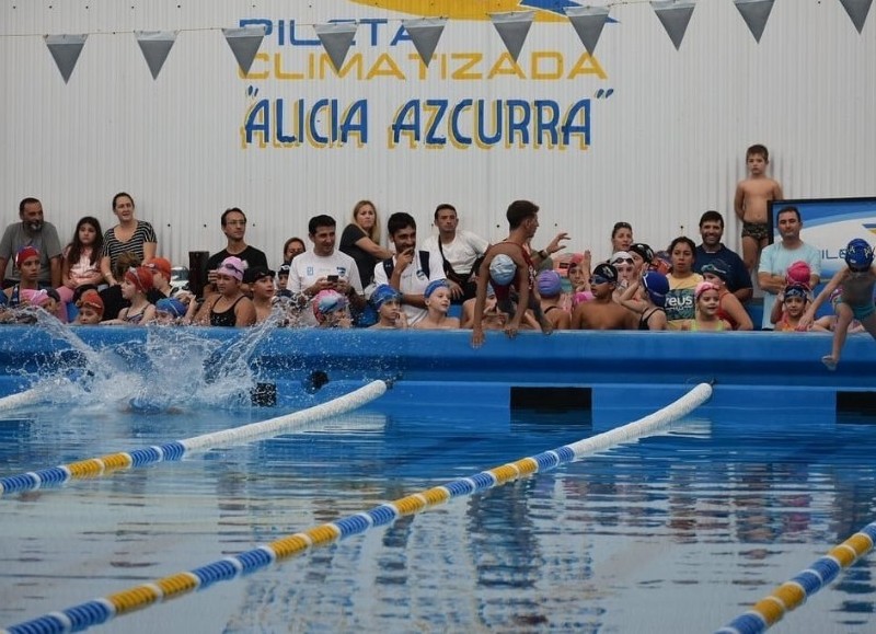 El evento se realizó en las instalaciones de la pileta climatizada "Alicia Azcurra" del Club Alianza de Colón.