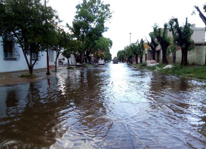 Se esperan intensas lluvias.