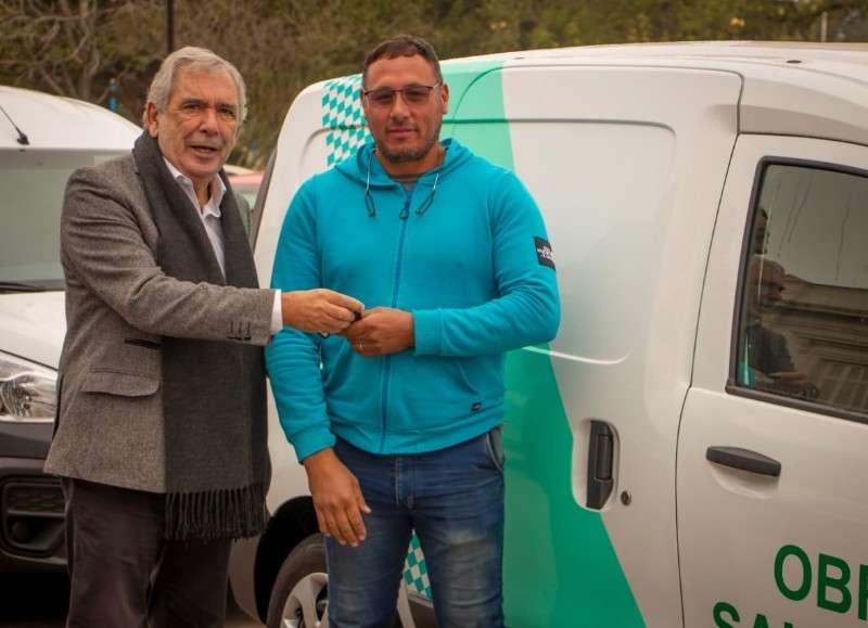 Se trata de la incorporación de dos vehículos Renault Kangoo.