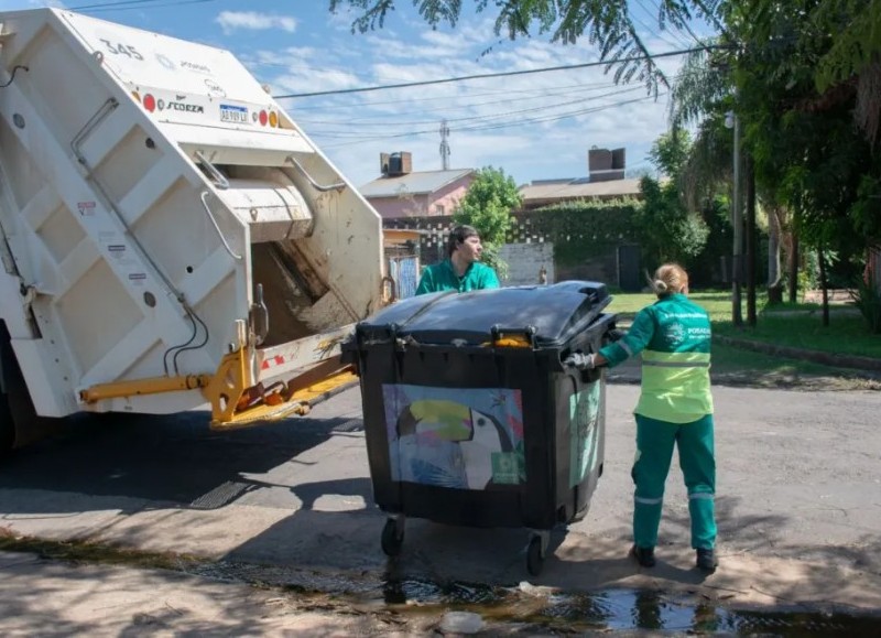 El servicio de recolección de residuos domiciliarios funcionará con normalidad durante el fin de semana largo, incluyendo el lunes.