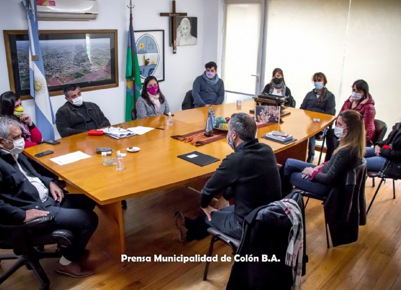 El intendente, Ricardo Casi, firmó un convenio con el presidente del Patronato de Liberados de la Provincia de Buenos Aires, Anibal Hnatiuk.