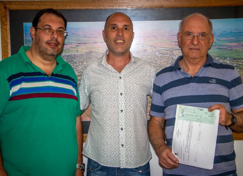 Gonzalo Villalonga junto a Daniel Serra y Leandro García.