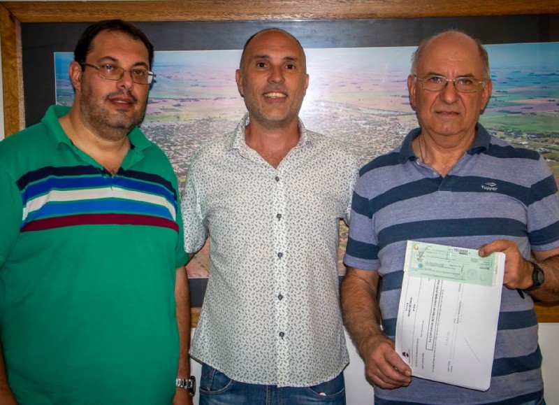 Gonzalo Villalonga junto a Daniel Serra y Leandro García.