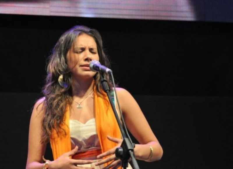 La folklorista Milena Salamanca será una de las figuras destacadas de la noche.