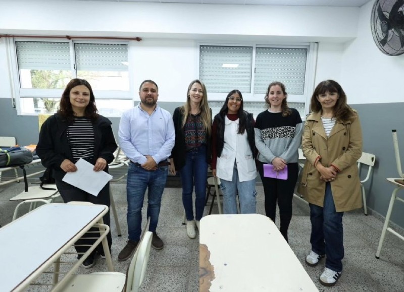 Nuevas obras en la Escuela Primaria 5 y la Secundaria 6 se suman a las mejoras inauguradas a comienzos del año.

