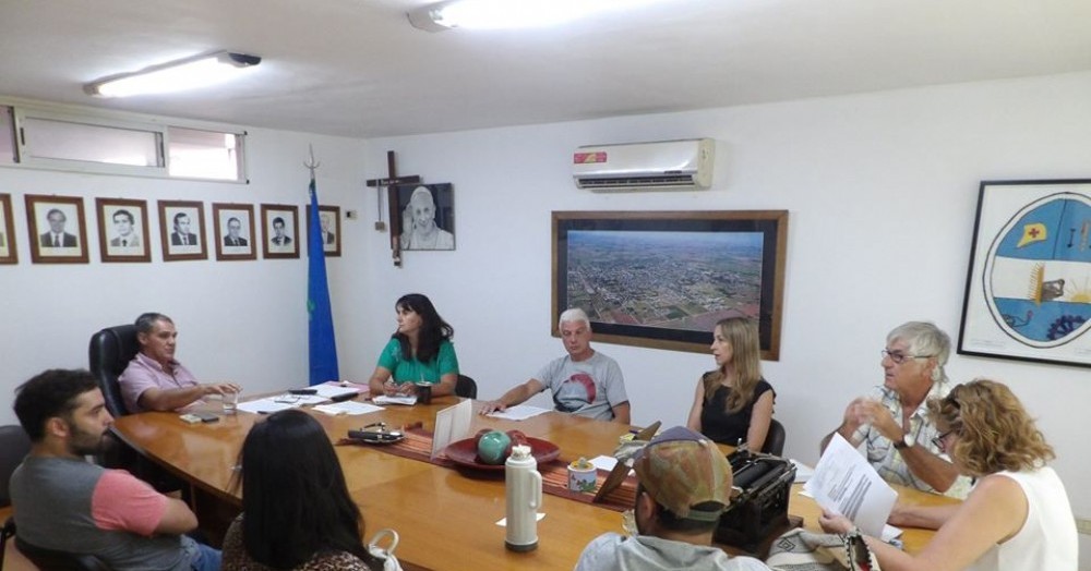 Reunión encabezada por el intendente interino.