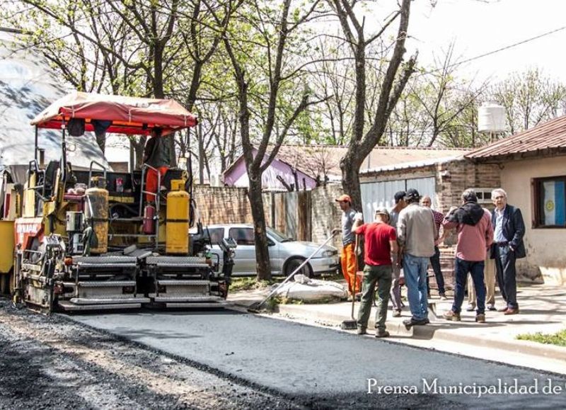 La obra de asfalto en ejecución