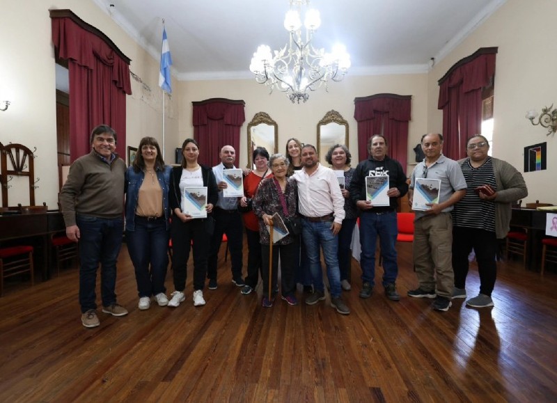 Nuevo avance en el Plan de Regularización Dominial: más familias colonenses firmaron boletos de compraventa