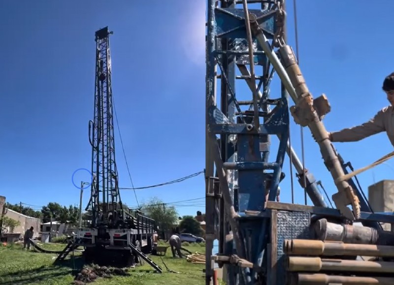 Comenzó una obra clave para mejorar la red de agua en el Barrio Esperanza