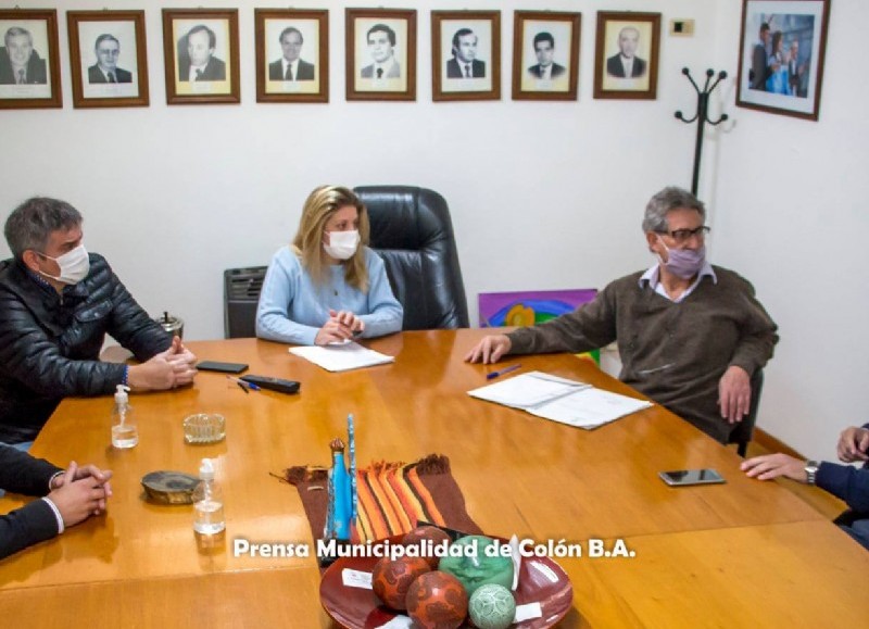 Marcelo Villarreal, director de Despliegue Territorial de la Agencia Nacional de Discapacidad fue recibido por el secretario de Gobierno, Mauricio Coliqueo; el director de Gobierno, Gonzalo Villalonga.