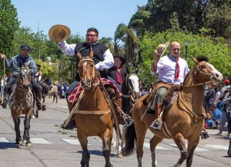 Colón se prepara para celebrar el 25 de Mayo con una jornada llena de tradición y alegría