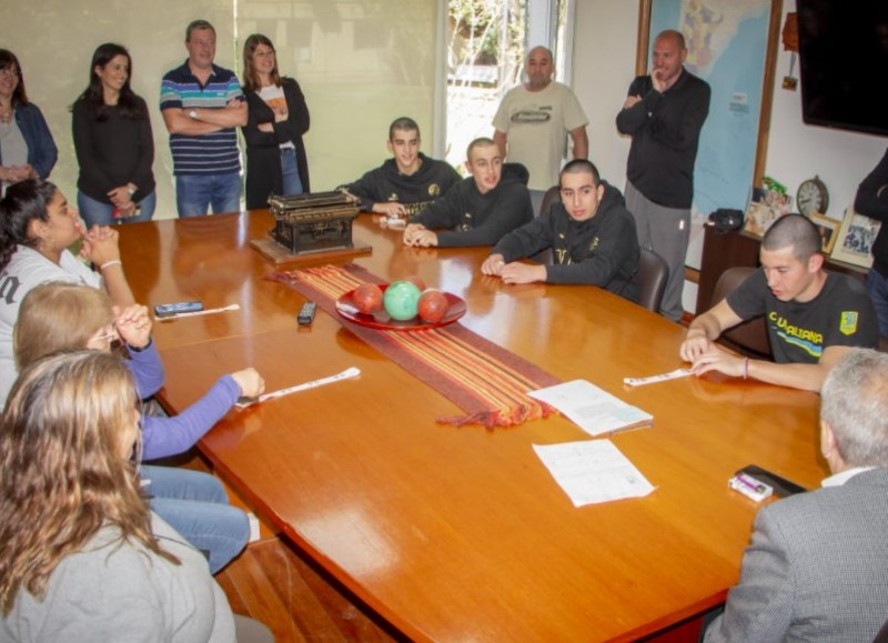 "Han representado excelentemente a la ciudad. Son ejemplo y orgullo para el deporte colonense", sostuvieron desde la gestión municipal.