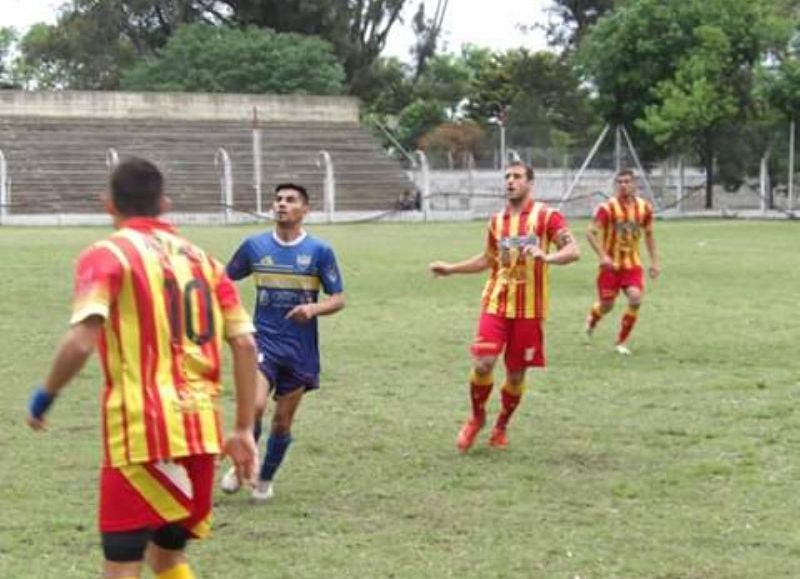 Barracas recibe a El Fortín.