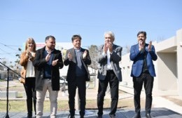 Kicillof inauguró el primer Centro Universitario de Colón y entregó una ambulancia