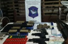 Importante cantidad de armas y drogas secuestradas