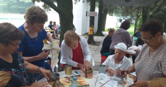 Actividades de los Abuelos en la colonia de verano