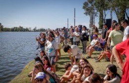 Con buena participación se disputó la "Travesía del Faro" en el Lago Municipal