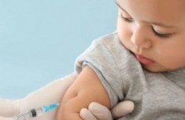 Instan a vacunar a niñas y niños antes de fin de año
