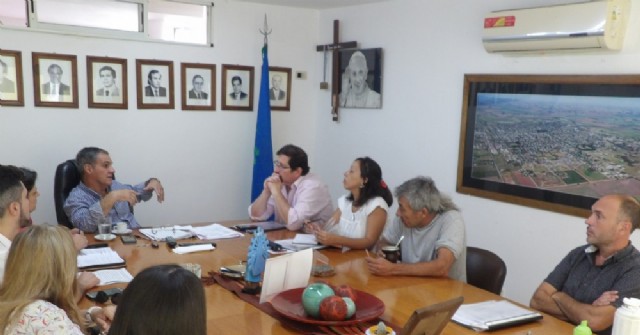 Ponen en marcha "Escuelas a la Obra"