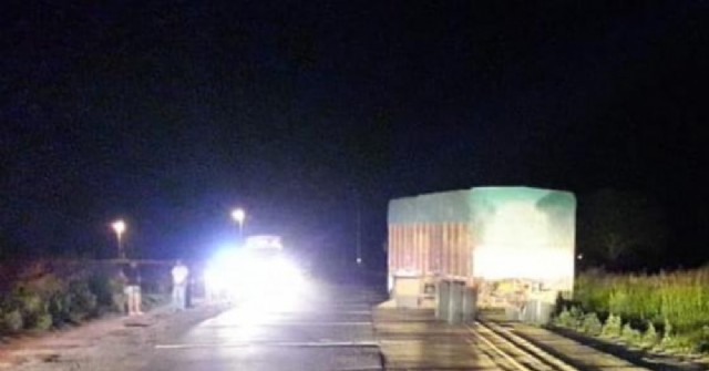Choque fatal entre dos camiones en la Rotonda de Pearson