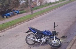 Violento choque de motocicletas en la ciudad: 2 personas hospitalizadas