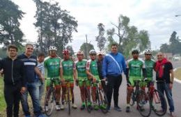 Ayuda económica a equipo de ciclismo colonense