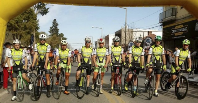 El equipo de ciclismo de la Municipalidad clasificó para la Doble Bragado 2020