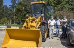 El municipio adquirió una pala cargadora