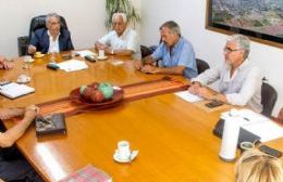 Ricardo Casi se reunió con autoridades de la CEC y concejales de la oposición