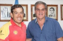 Ayuda económica al deportista Fernando Ramírez