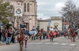 Se llevaron a cabo los festejos populares por el 25 de Mayo
