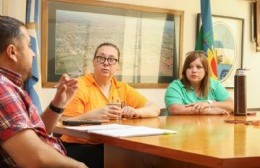 El municipio se reunió con representantes de la Asociación Protectora de Perros Vagabundos