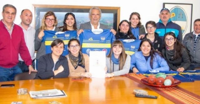 Ayuda para el handball del Club El Fortín