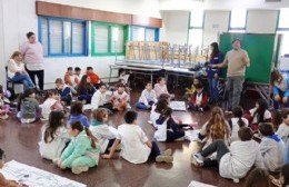 La iniciativa busca fortalecer el vínculo entre salud, educación y comunidad, apuntando al bienestar integral de las infancias y juventudes del distrito.